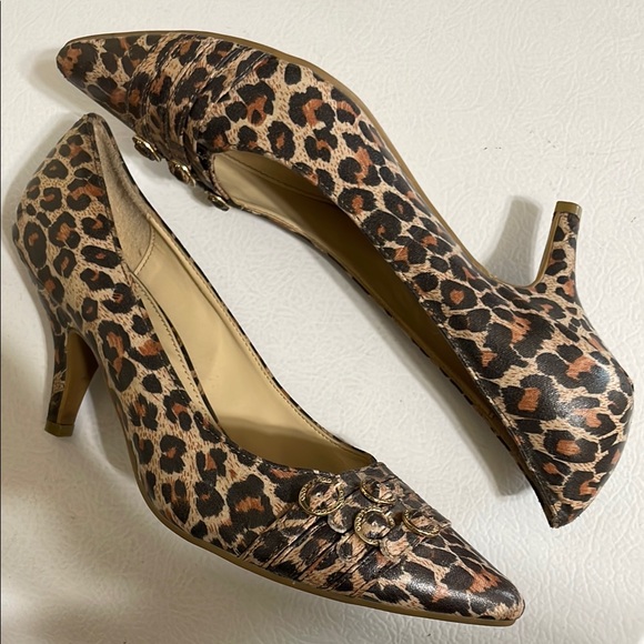 Kathy Van Zeeland Women's Animal Print Heels. Very Good Condition. Size 8.5 - Picture 1 of 11